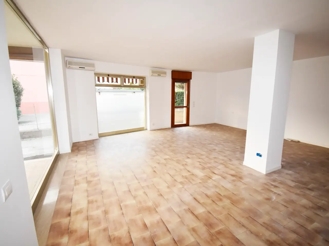 Negozio in Via Trieste 20, Arzignano, {3} - Foto 2