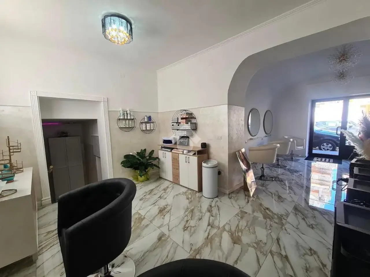 Negozio in Corso Vittorio Emanuele 23, Torre Del Greco, {3} - Foto 1