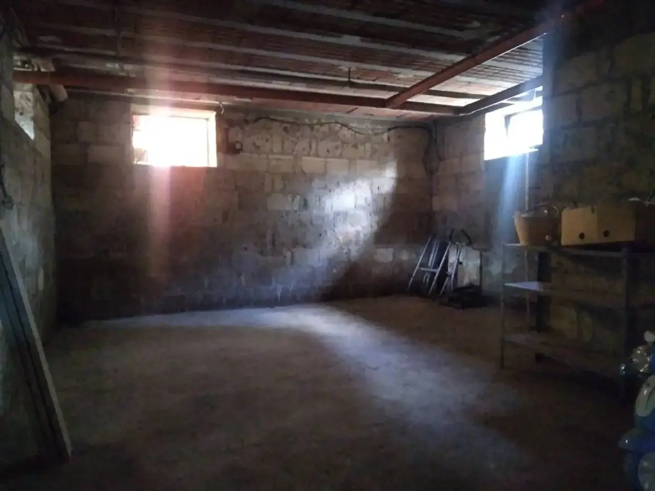 Magazzino in Via San Giovanni, Santa Maria Capua Vetere, {3} - Foto 2