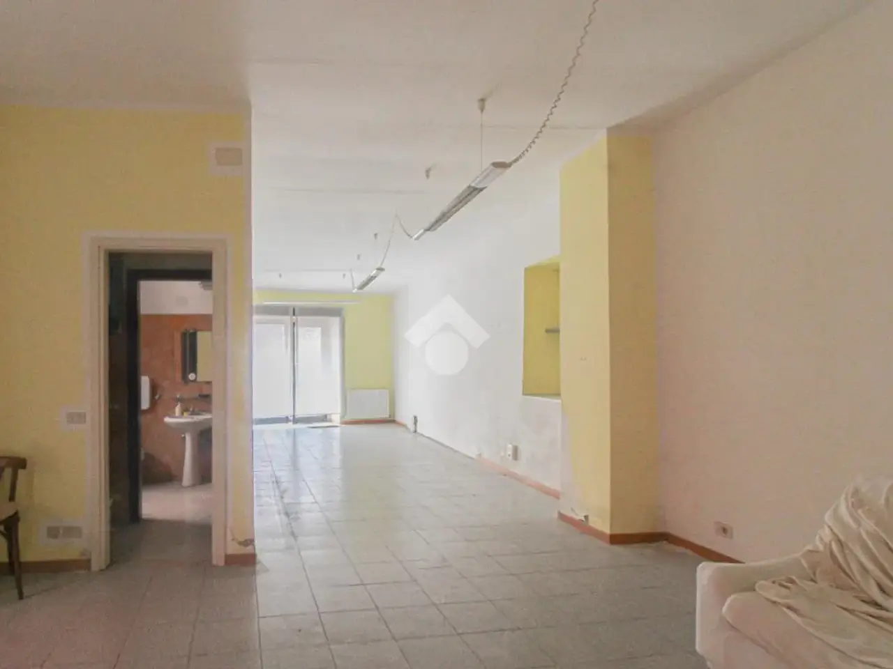 Negozio in Via Giacomo Matteotti 32, Palazzolo Sull'Oglio, {3} - Foto 1