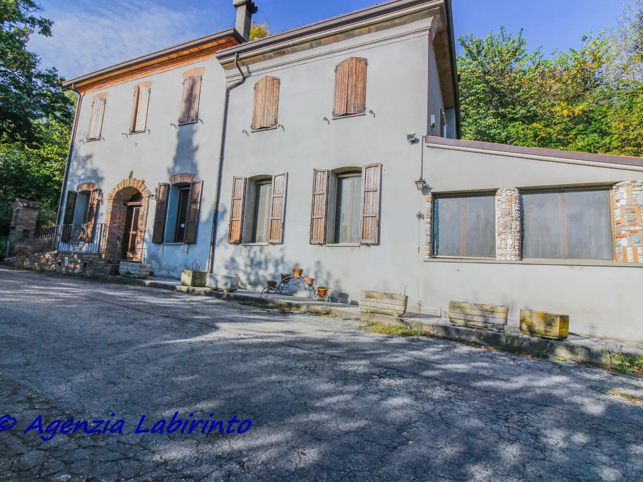 Locale commerciale in Via Monte Maggiore, Predappio, {3} - Foto 2
