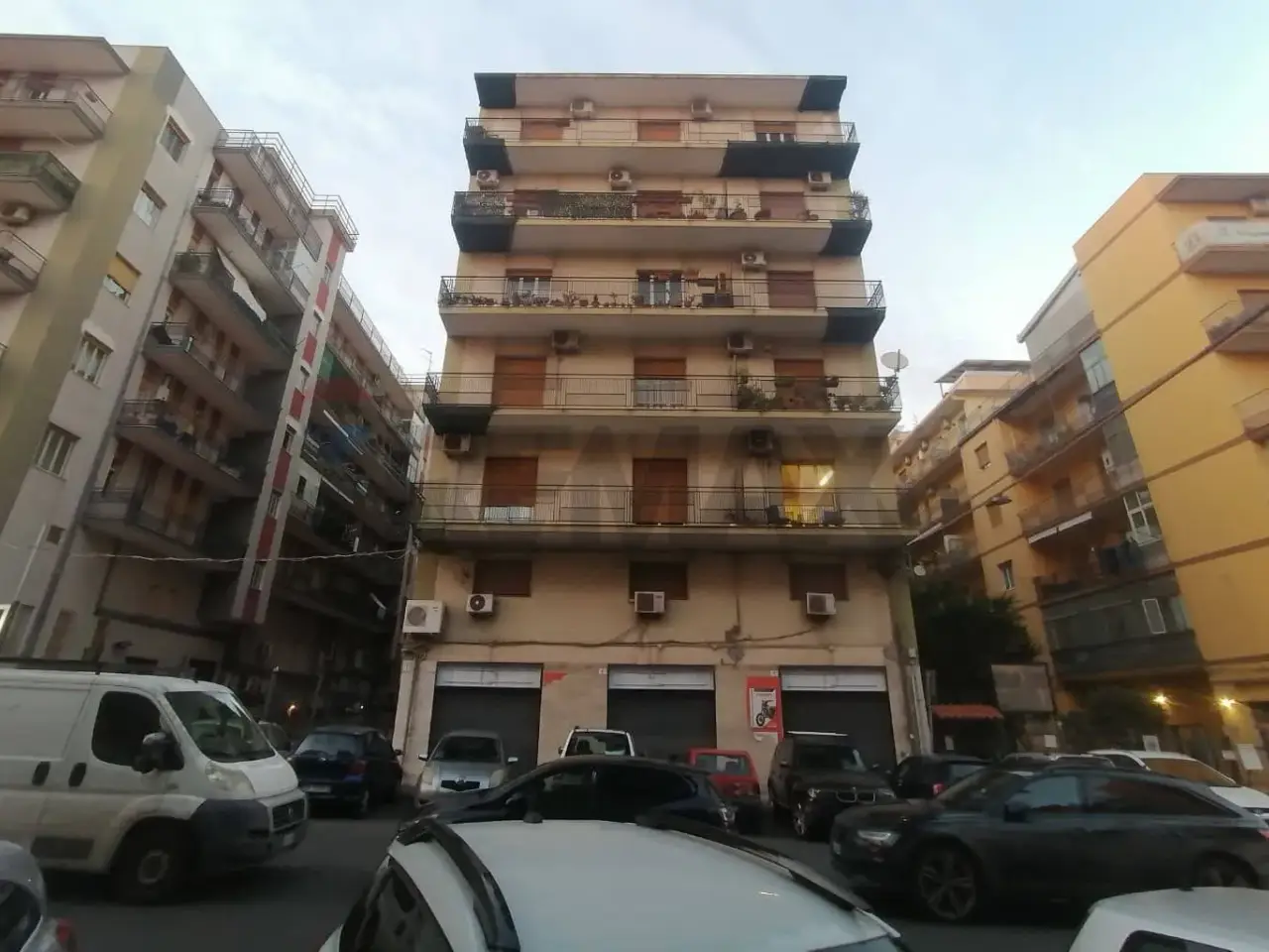 Negozio in Via Giuseppe Patane' 7, Catania, {3} - Foto 1
