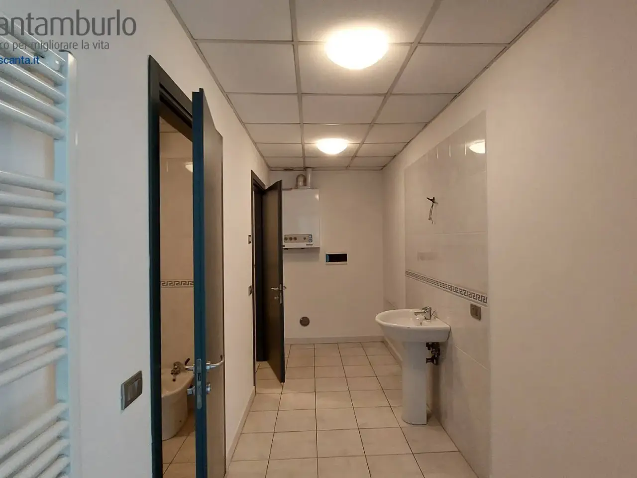 Negozio in , Treviso, {3} - Foto 2