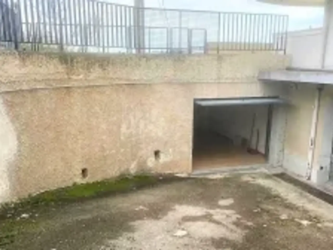 Parcheggio chiuso in , Lanciano, {3} - Foto 2