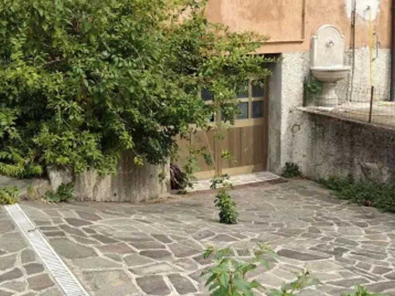 Magazzino in , Cormano, {3} - Foto 1