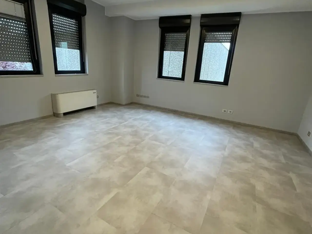 Ufficio in , Pero, {3} - Foto 1