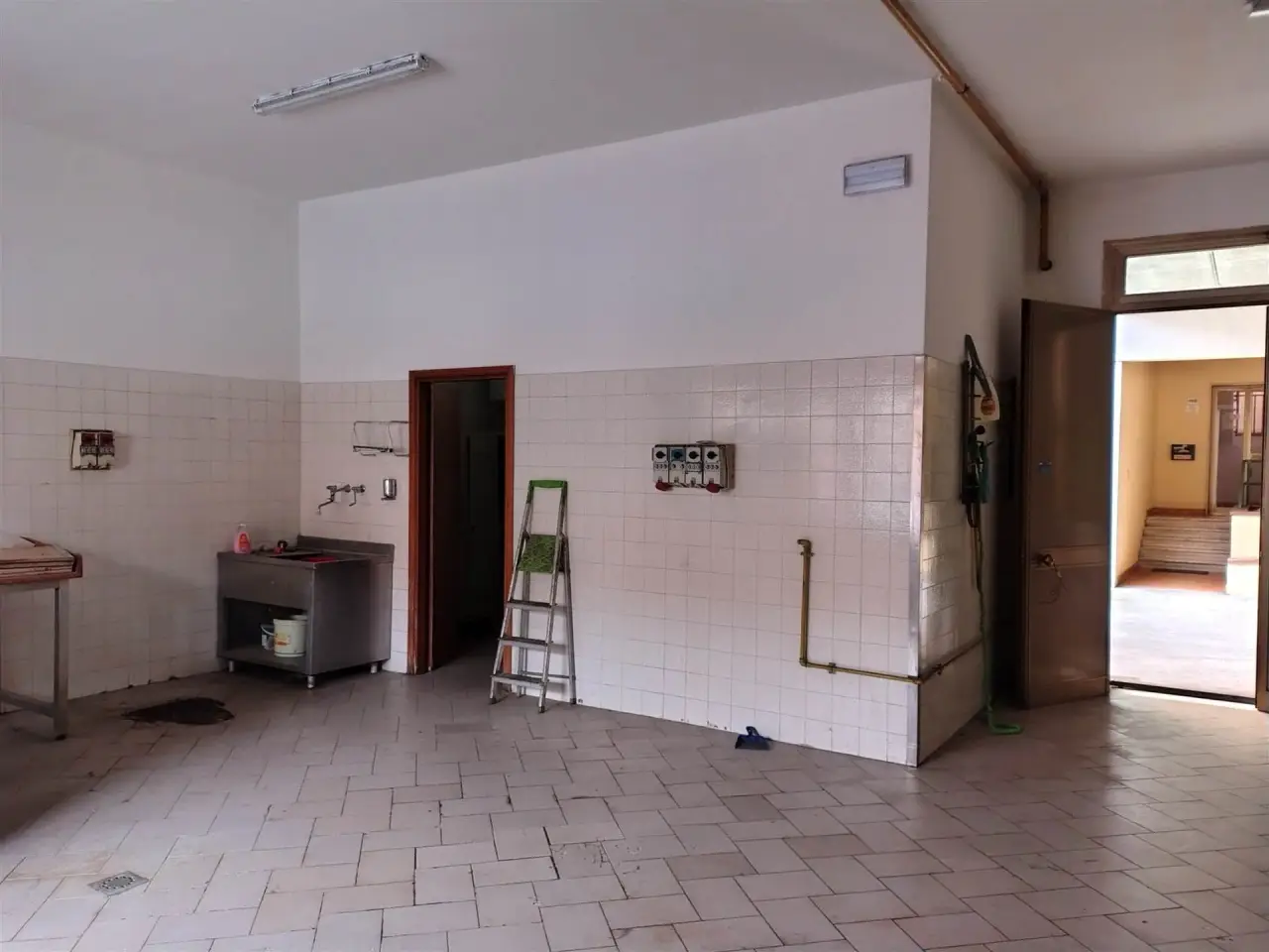 Negozio in , Sesto Fiorentino, {3} - Foto 1