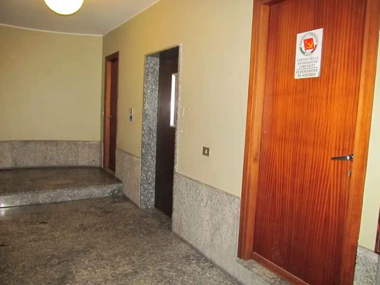Locale commerciale in , Sondrio, {3} - Foto 2