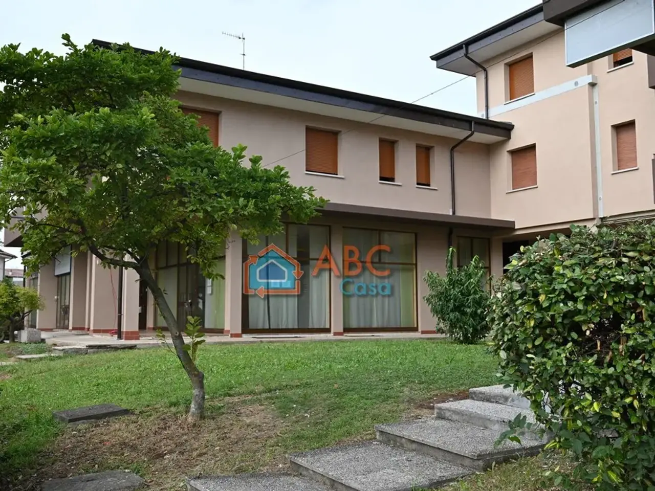 Negozio in , Altavilla Vicentina, {3} - Foto 1