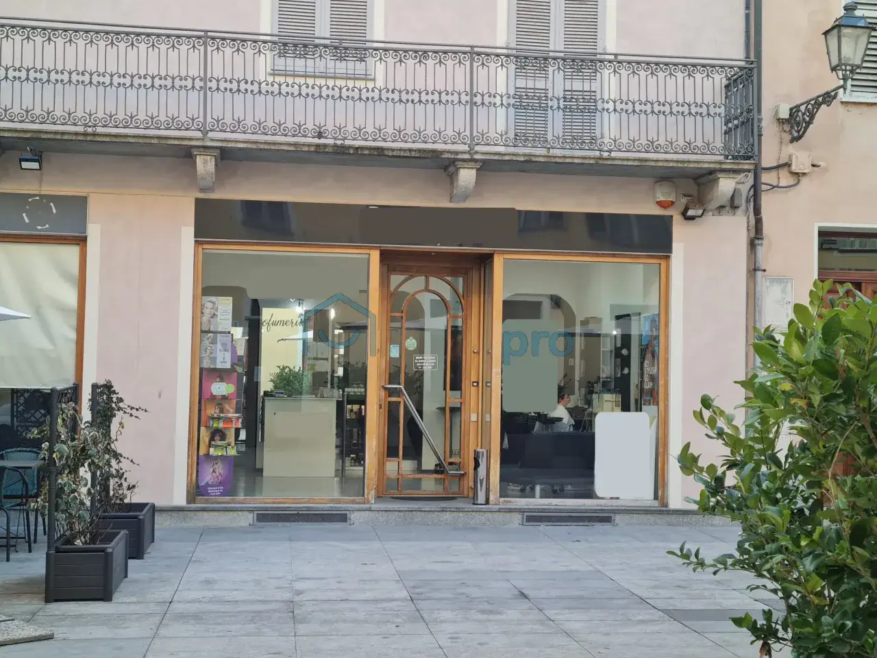 Negozio in Piazza Garibaldi 8, Rivarolo Canavese, {3} - Foto 1