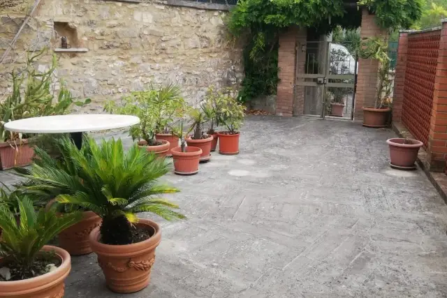 Terraced house in Gorizia, Siena - Photo 1