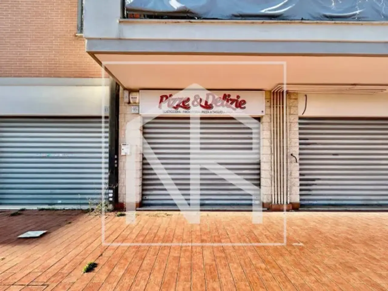 Negozio in Via Raffaello Liberti 95, Roma, {3} - Foto 1