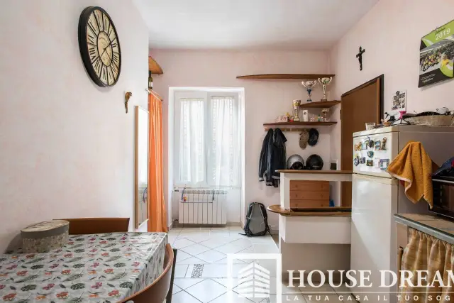 2-room flat in Via Agostino Paris 7, Marino - Photo 1