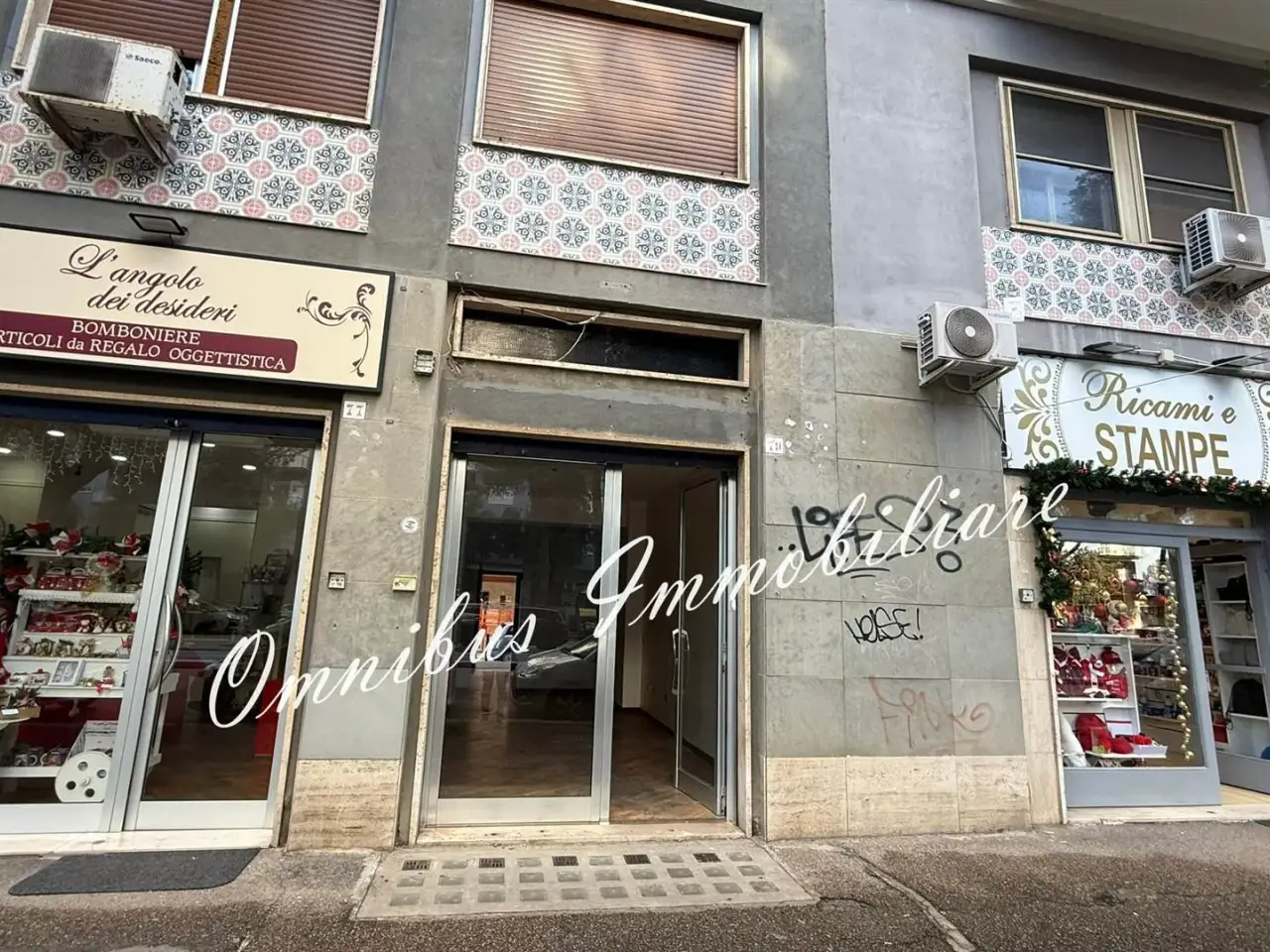 Negozio in , Foggia, {3} - Foto 1