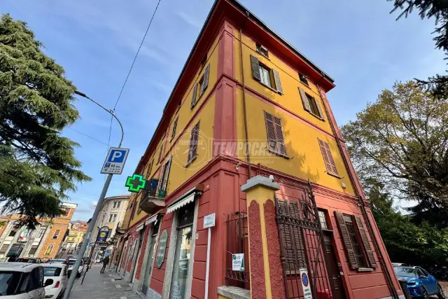 Quadrilocale in Piazza Risorgimento 11, Luino - Foto 1