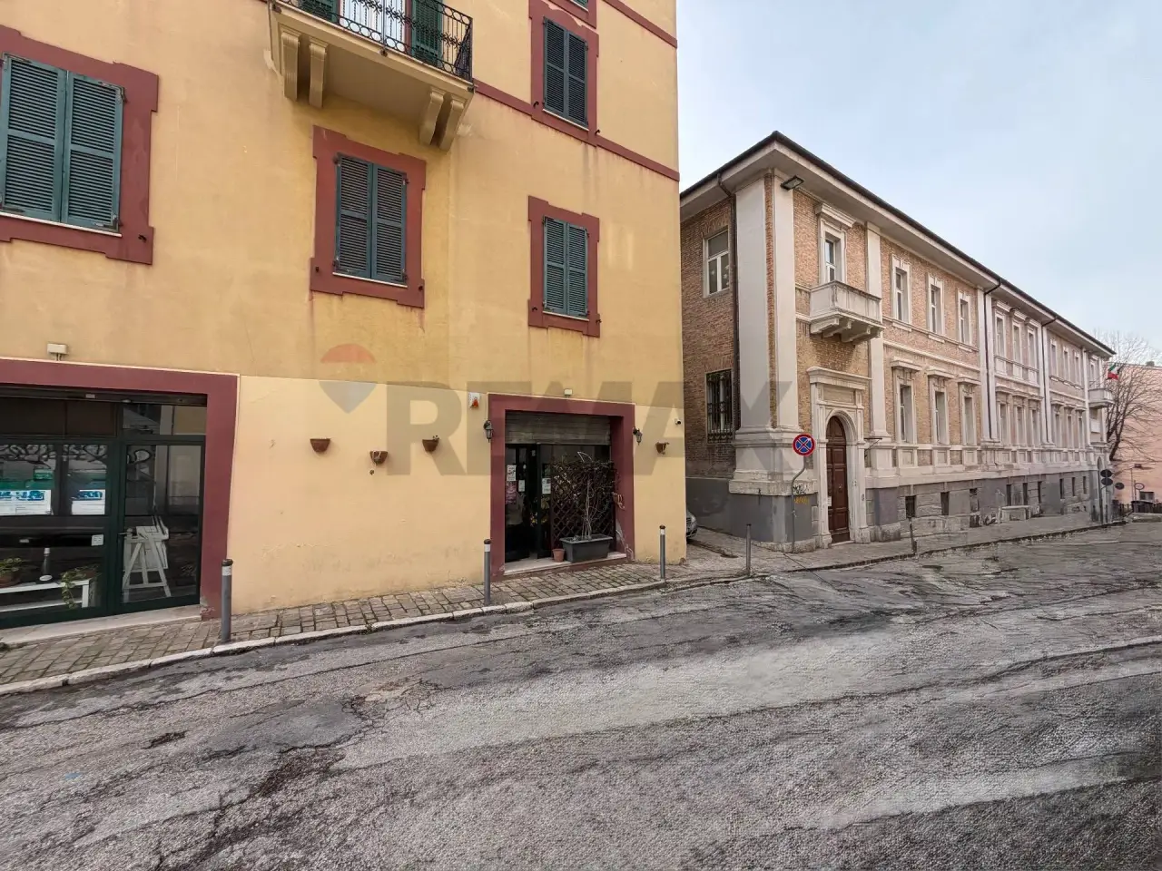 Negozio in Via Monina 1/a, Ancona, {3} - Foto 1