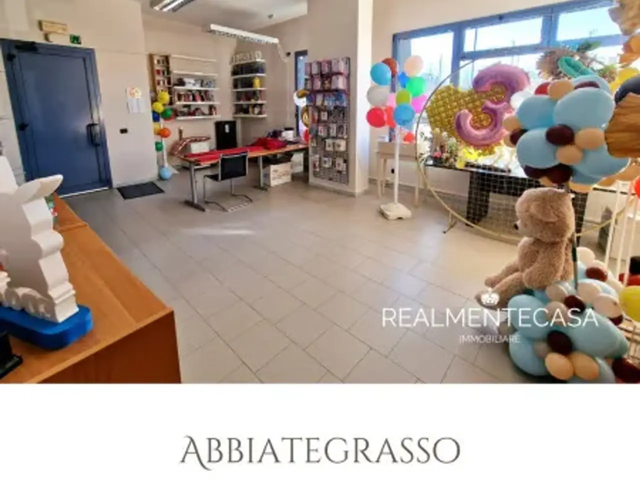 Negozio in Via Francesco Giramo, Abbiategrasso, {3} - Foto 1