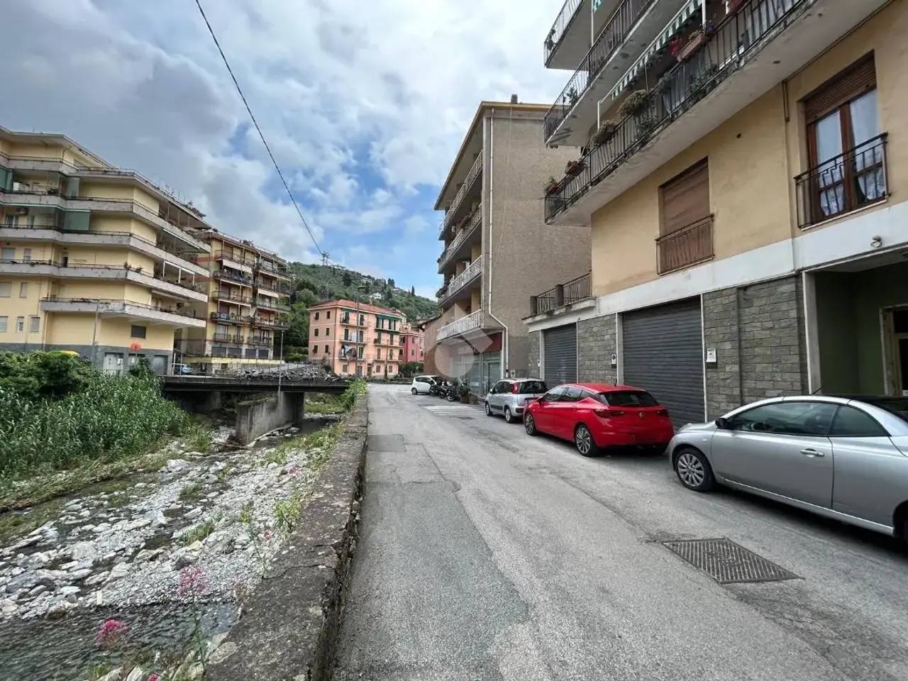 Magazzino in Via Fratelli Betti, Rapallo, {3} - Foto 2