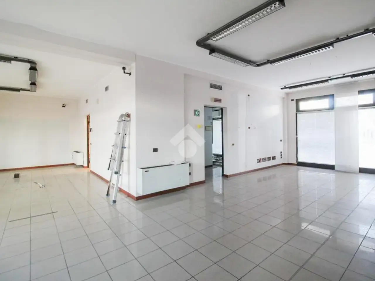 Negozio in Via Raffaello Sanzio, Trezzano Rosa, {3} - Foto 1