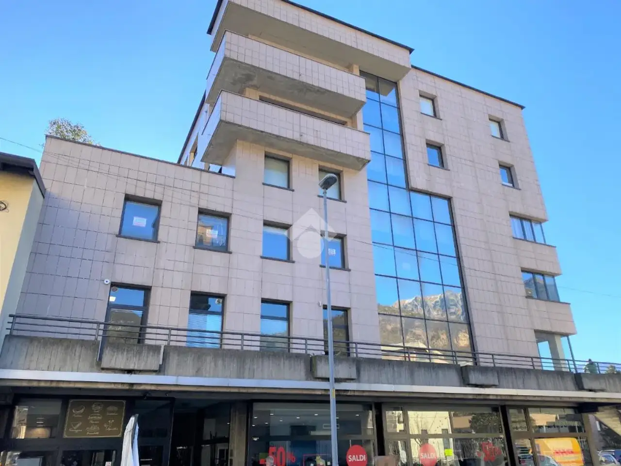 Ufficio in Via Lorenzetti 15, Darfo Boario Terme, {3} - Foto 1