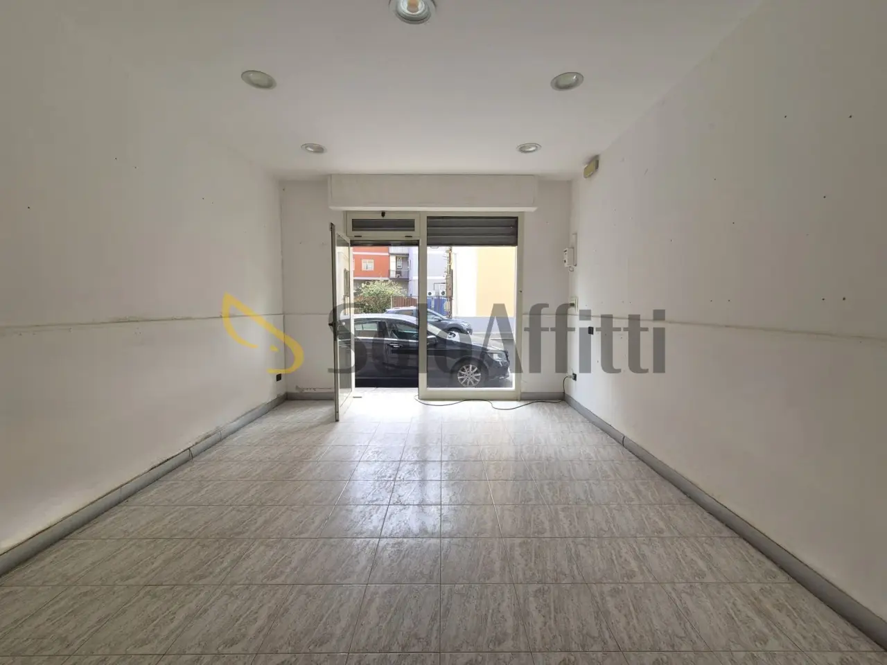 Negozio in Via Torrazzo 134, Catanzaro, {3} - Foto 2