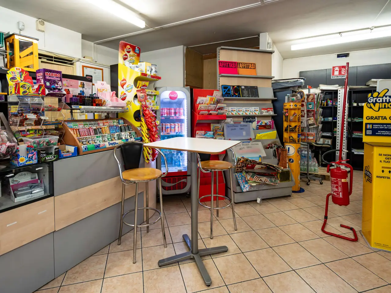 Tabaccheria in Via Tommaso Landolfi 190, Frosinone, {3} - Foto 2