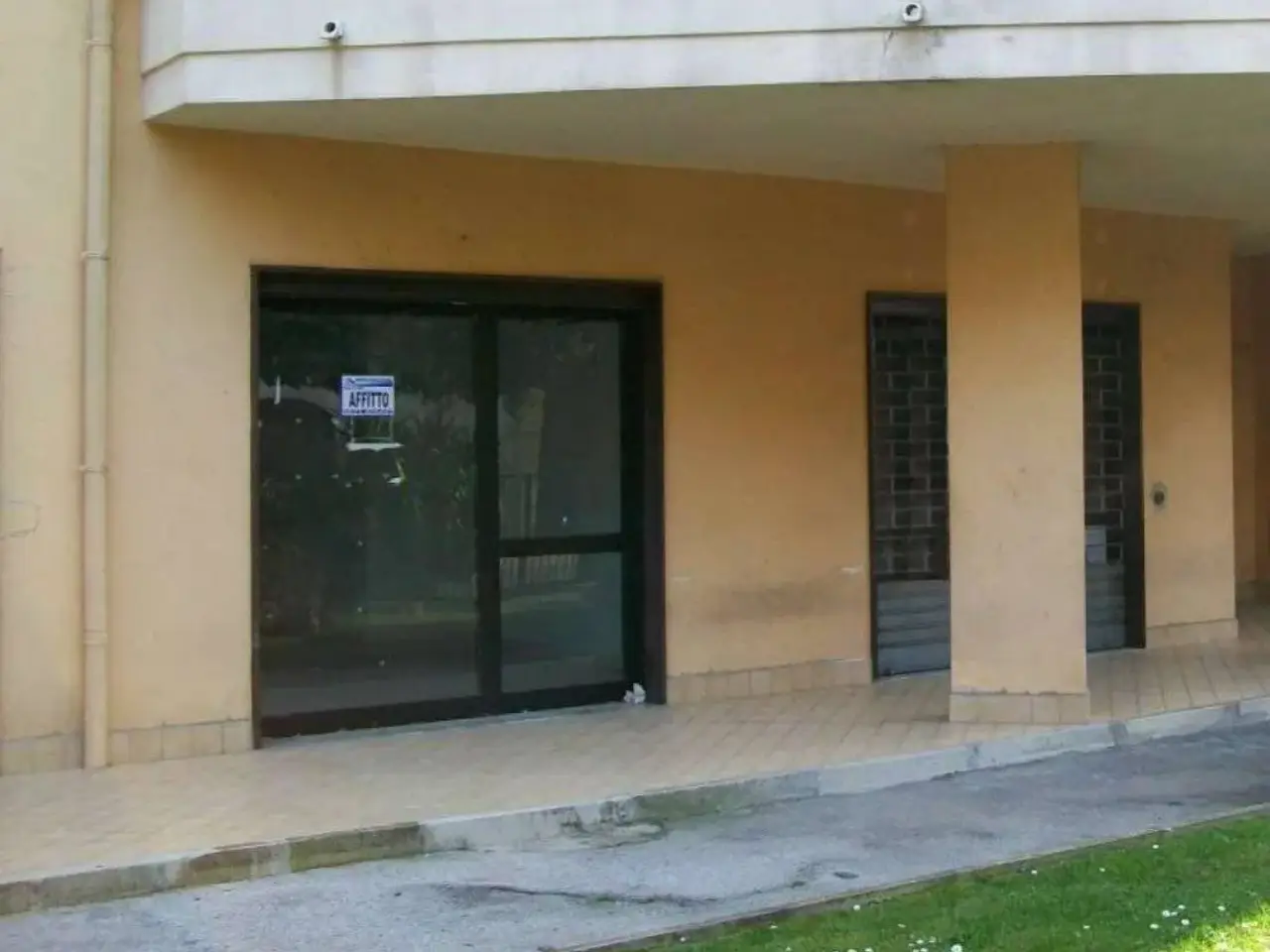 Locale commerciale in , Santa Maria a Vico, {3} - Foto 1