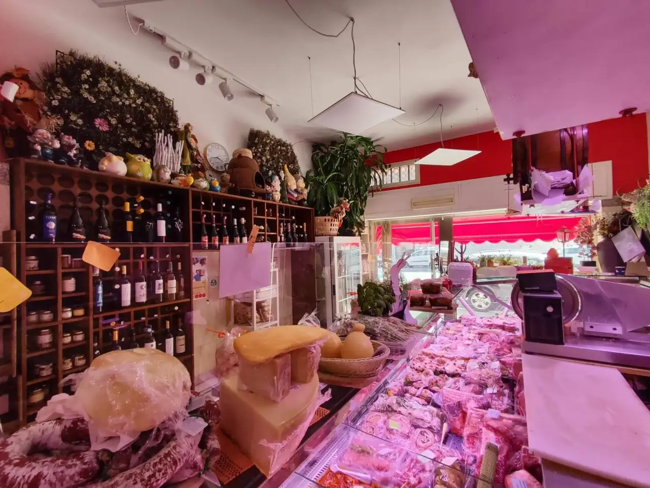 Esercizio commerciale in Via Campania, Cagliari, {3} - Foto 1