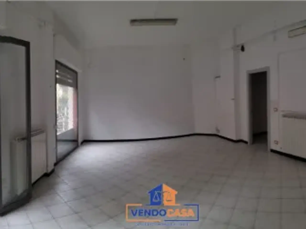 Negozio in Via Alessandria 45, Albisola Superiore, {3} - Foto 2