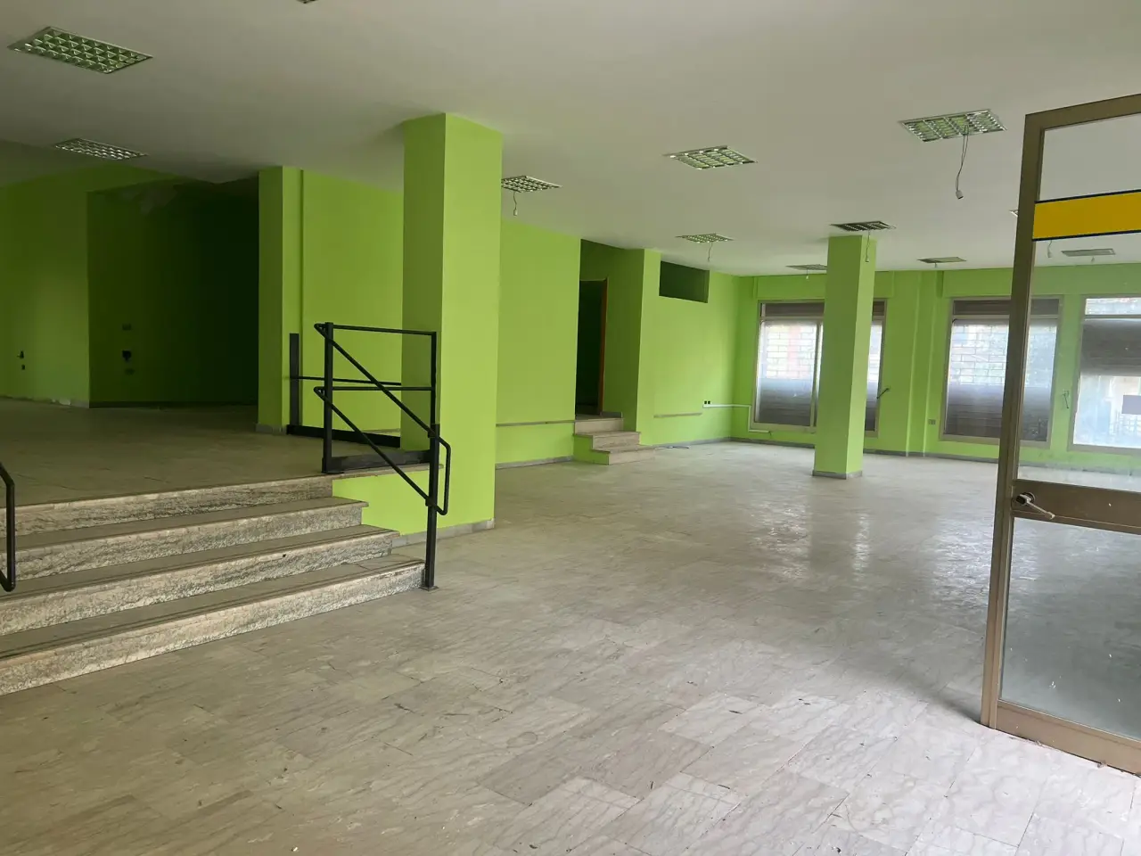 Locale commerciale in Vallo della Lucania, Salerno, Campania, 84060, Italia, Vallo Della Lucania, {3} - Foto 2