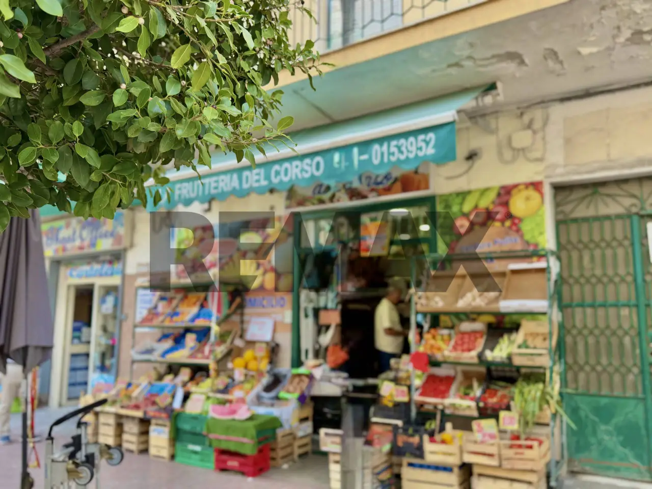 Negozio in Corso Europa 170, Marano Di Napoli, {3} - Foto 1
