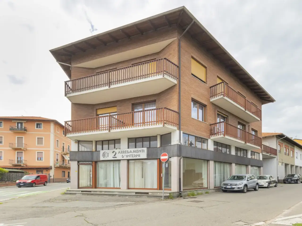 Negozio in Via G. Torchio 22, Grignasco, {3} - Foto 1