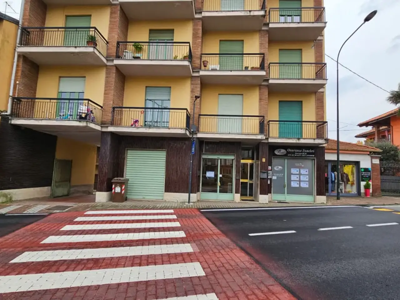 Negozio in Piazza Guido Gozzano, Rivara, {3} - Foto 1