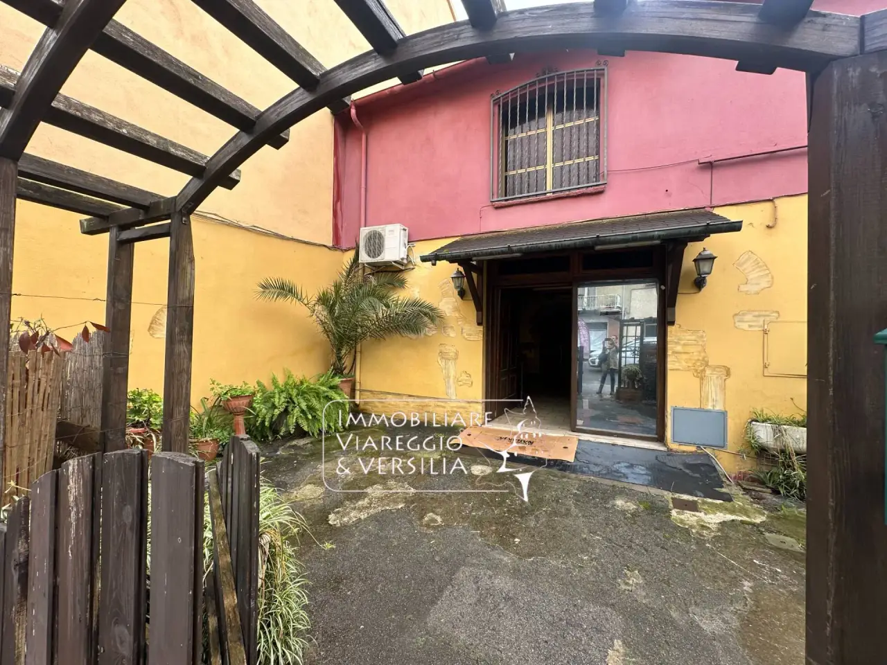 Negozio in , Viareggio, {3} - Foto 1