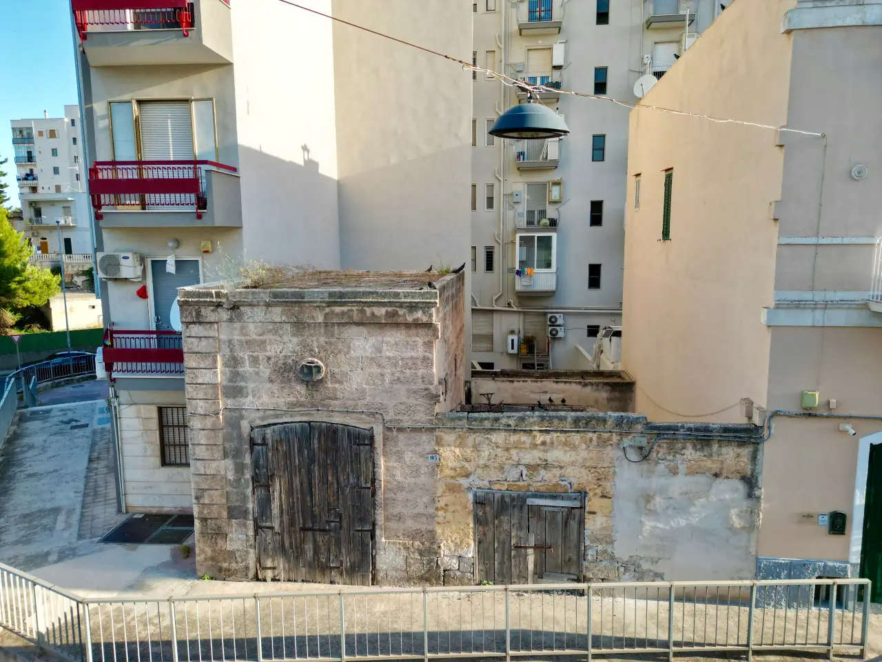 Magazzino in Via Luigi Indelli, Monopoli, {3} - Foto 1