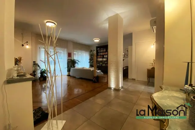 main gallery real estate image