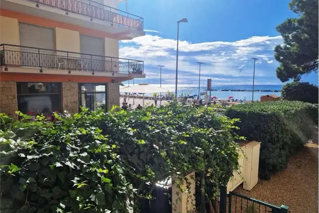 Dreizimmerwohnung in Via Sardegna 34, San Bartolomeo al Mare - Foto 1