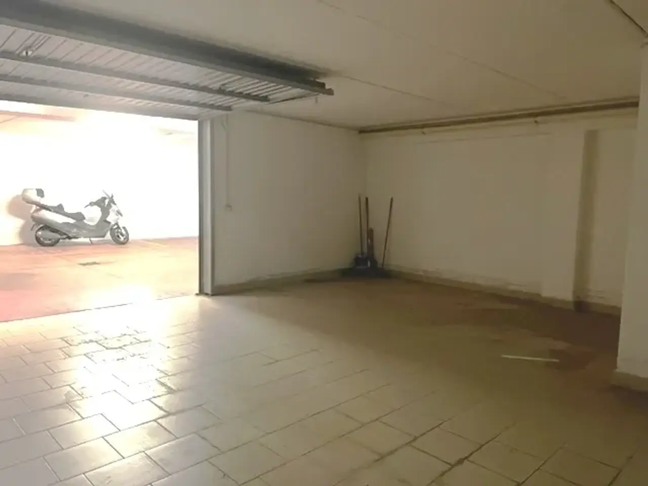 Magazzino in , Cagliari, {3} - Foto 2