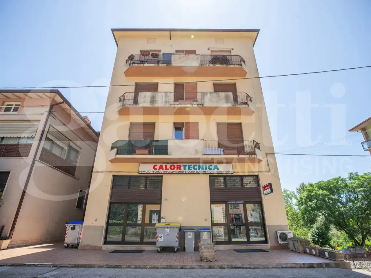 Negozio in Via Giacomo Puccini  198, Perugia, {3} - Foto 1