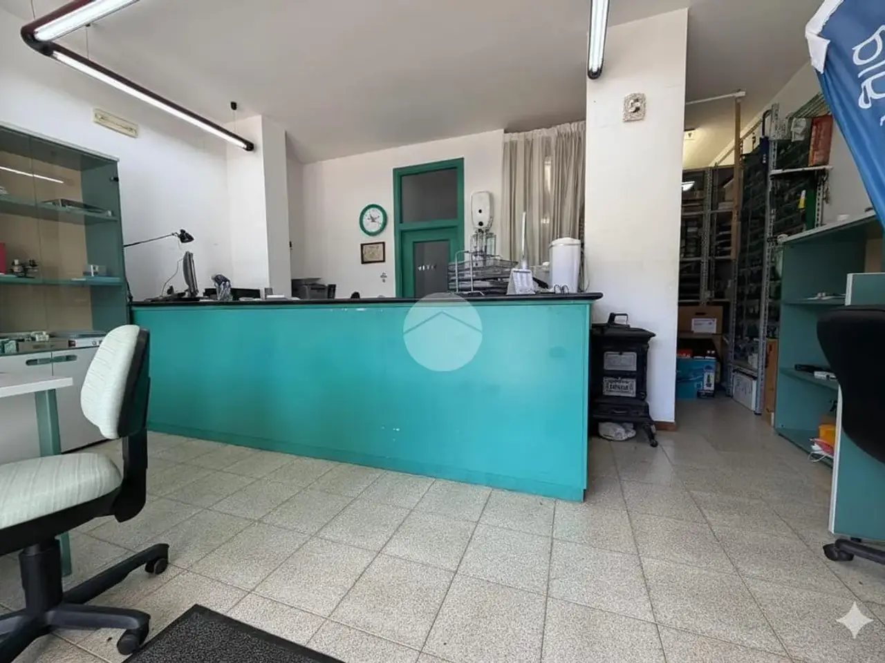 Negozio in Via Angelo Domenici 62, Montesarchio, {3} - Foto 1