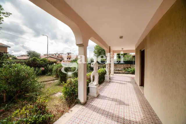 Mansion in Via Omero  50 , Ardea - Photo 1