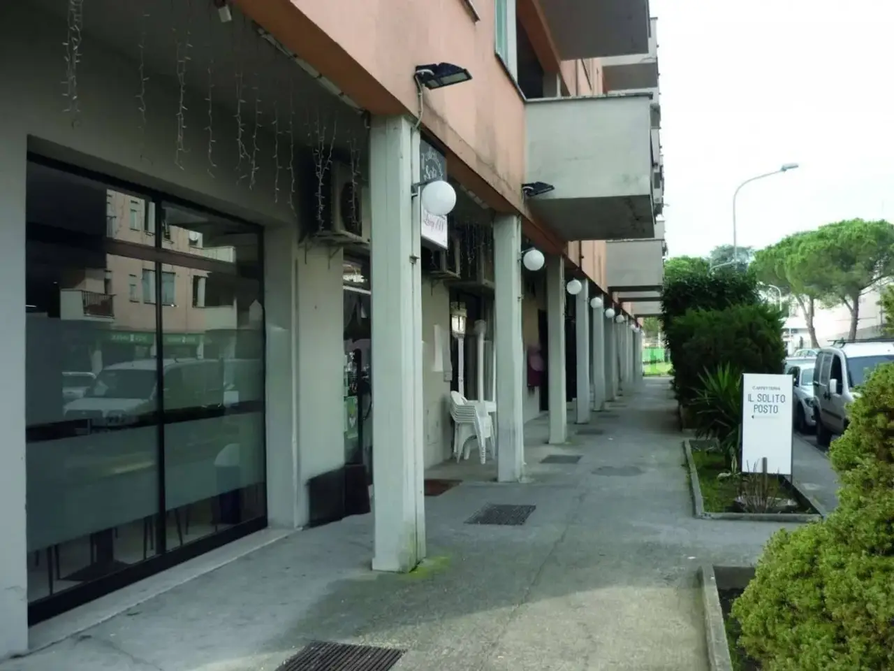 Negozio in Via della Repubblica 24, Civita Castellana, {3} - Foto 2