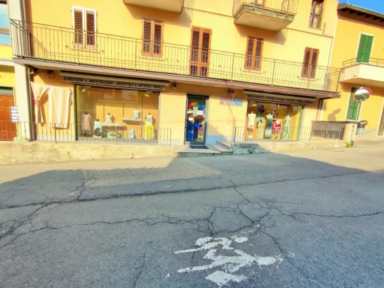 Negozio in Via Roma 23, Centro Valle Intelvi, {3} - Foto 2
