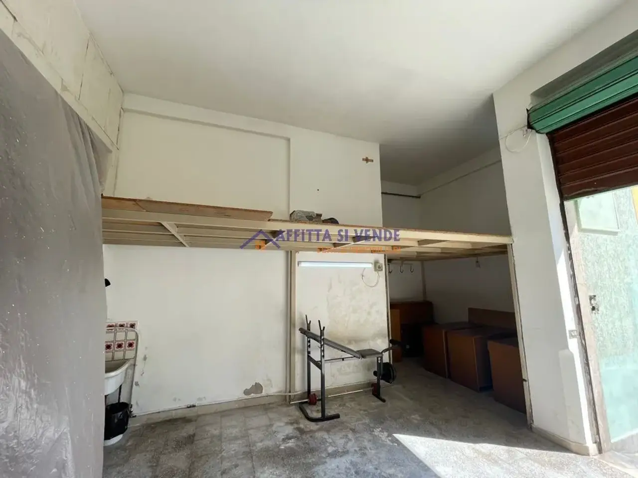 Parcheggio chiuso in Via Salvatore Monteforte, Siracusa, {3} - Foto 1