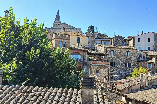 Appartamento in Via Termoli 10, Todi - Foto 1