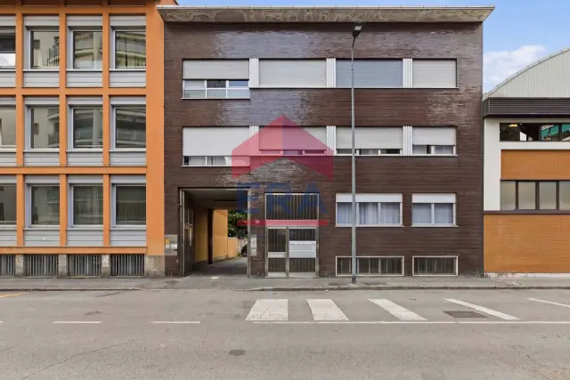 insertion image