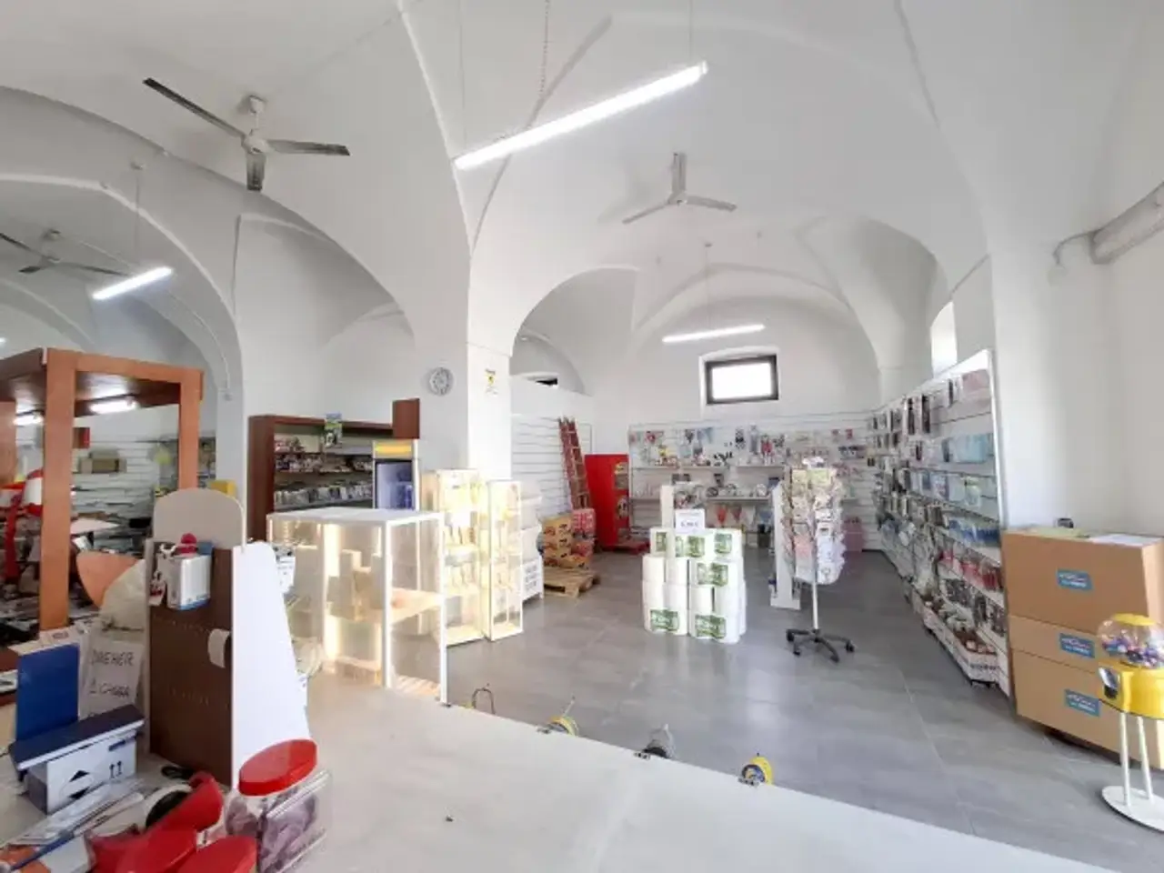 Tabaccheria in Via Roma, Castrignano Del Capo, {3} - Foto 2