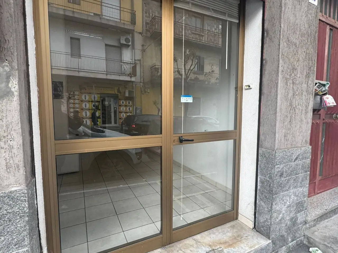 Negozio in Via Lenin 82, Misterbianco, {3} - Foto 1