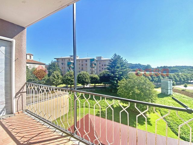 3-room flat in Viale Parona, Gozzano - Photo 1