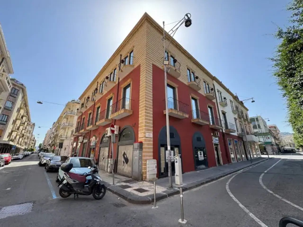 Negozio in Piazza Cairoli 49, Messina, {3} - Foto 1